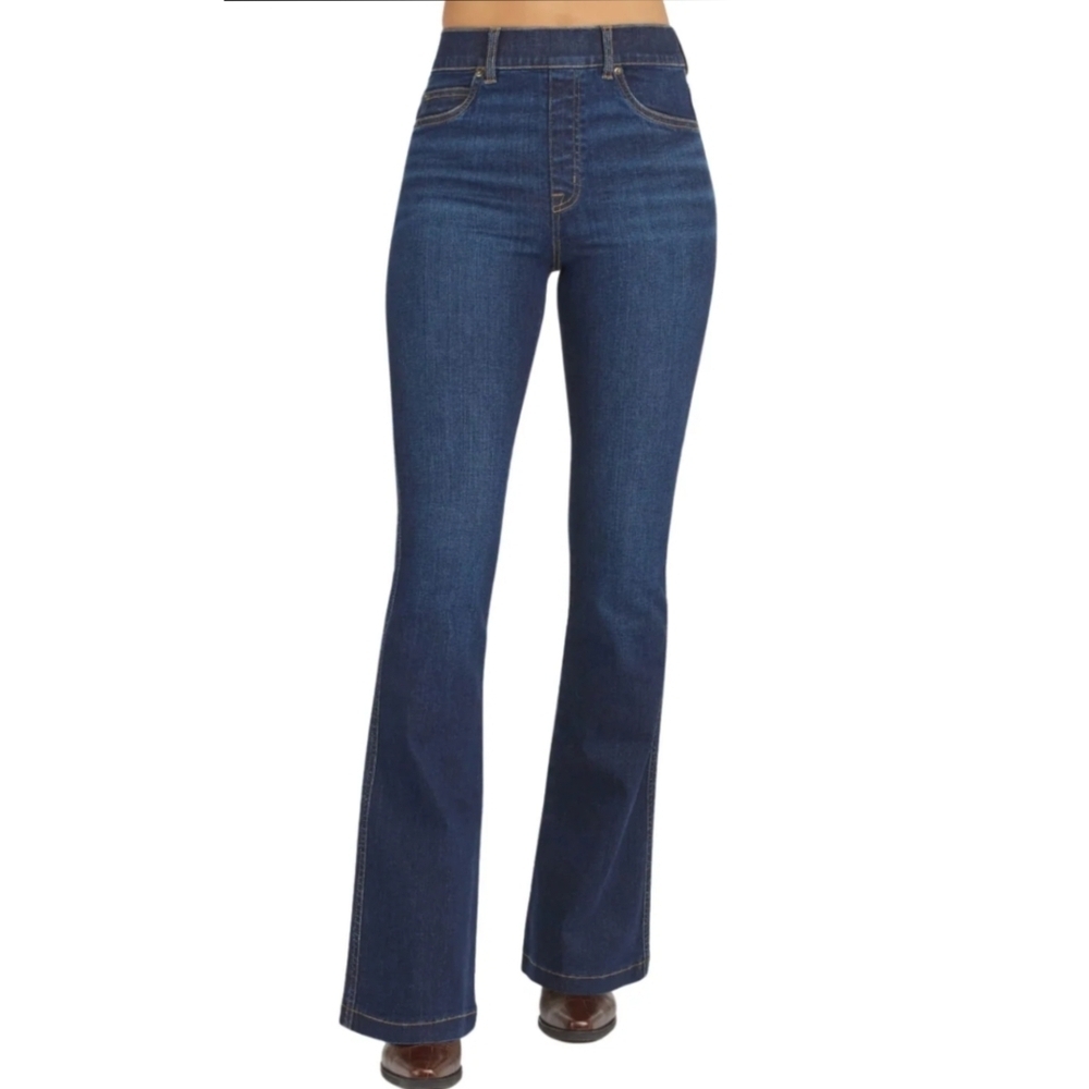 SPANX Pull On Flare Jeans